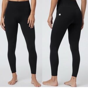 Vuori AllTheFeels™ Legging in Black New with Tags!